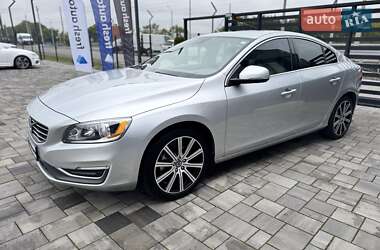Седан Volvo S60 2014 в 