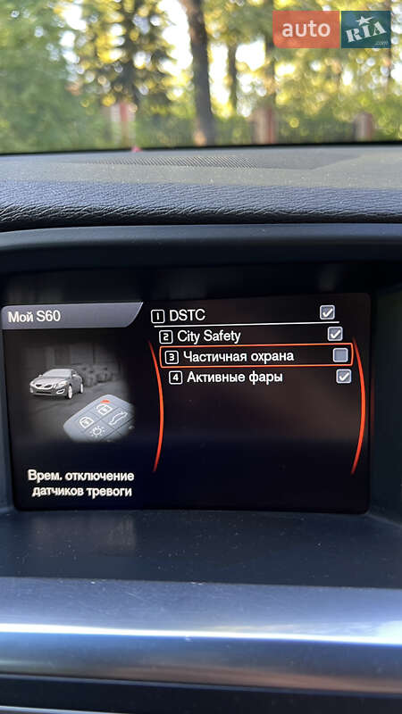 Седан Volvo S60 2012 в Кривому Розі