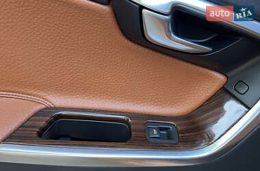 Седан Volvo S60 2012 в 