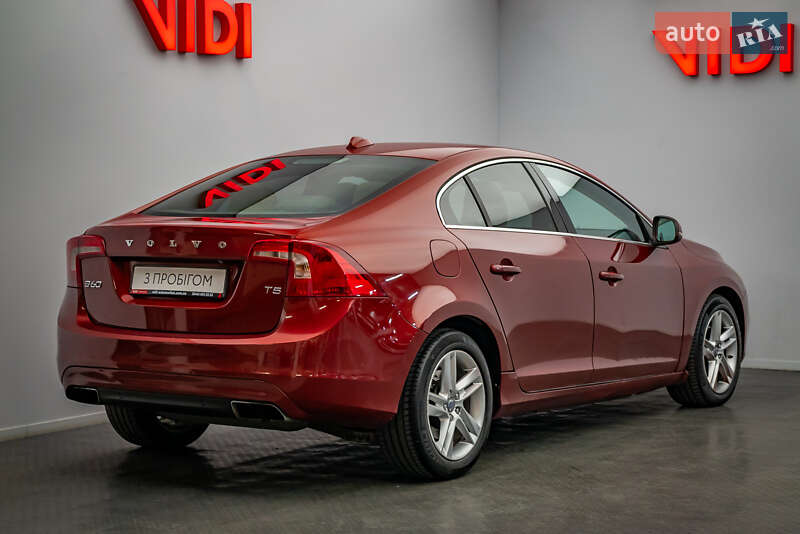 Седан Volvo S60 2014 в Киеве фото 2 Седан Volvo S60 2014 в Киеве