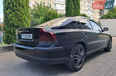 Седан Volvo S60 2004 в 