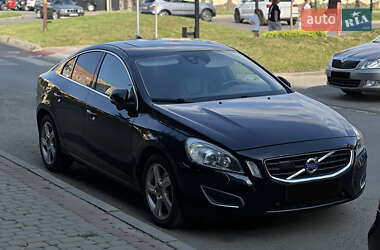 Седан Volvo S60 2011 в 