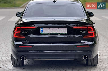 Седан Volvo S60 2021 в 