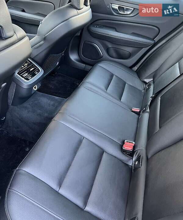 Седан Volvo S60 2019 в Києві