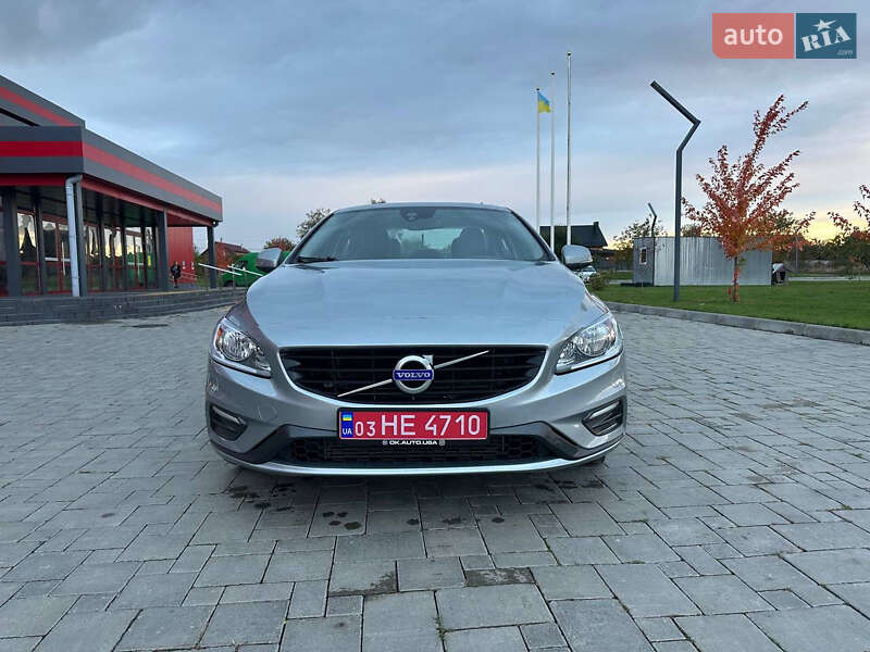 Седан Volvo S60 2017 в Рівному