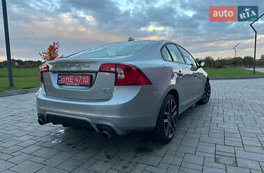 Седан Volvo S60 2017 в 
