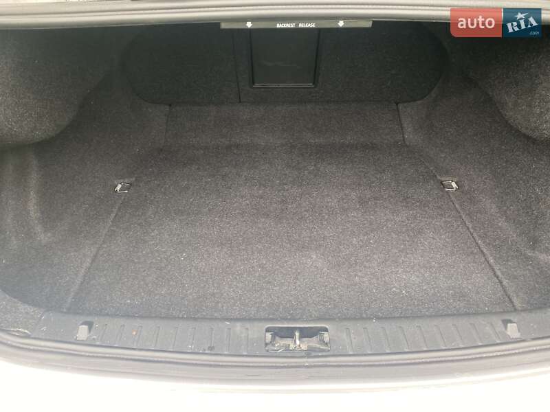 Седан Volvo S60 2013 в Луцке