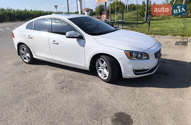 Седан Volvo S60 2014 в Жовкве