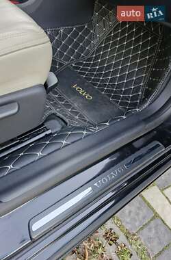 Седан Volvo S60 2013 в 