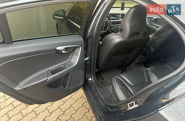 Седан Volvo S60 2014 в 