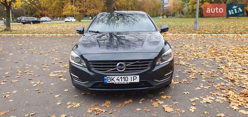 Седан Volvo S60 2015 в Ровно фото 4 Седан Volvo S60 2015 в Ровно