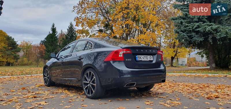 Седан Volvo S60 2015 в Ровно фото 7 Седан Volvo S60 2015 в Ровно