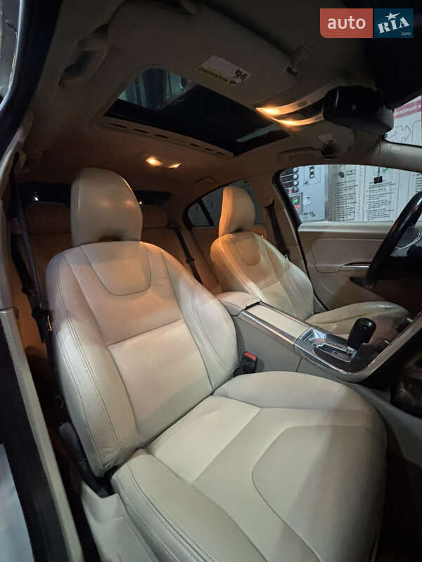 Седан Volvo S60 2012 в Беляевке фото 25 Седан Volvo S60 2012 в Беляевке
