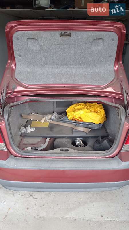 Седан Volvo S60 2001 в Гайсине