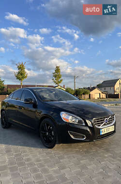 Седан Volvo S60 2012 в Киеве Седан Volvo S60 2012 в Киеве