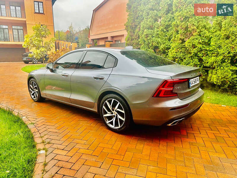 Седан Volvo S60 2019 в Києві фото 8 Седан Volvo S60 2019 в Києві