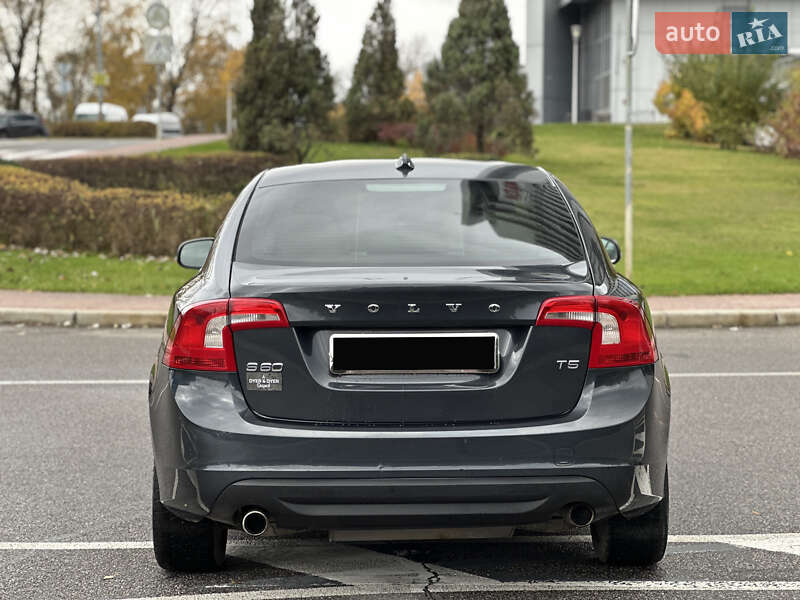 Седан Volvo S60 2012 в Киеве фото 15 Седан Volvo S60 2012 в Киеве