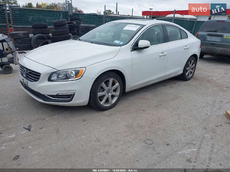 Volvo S60 2015