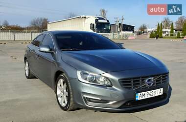 Седан Volvo S60 2017 в Житомире