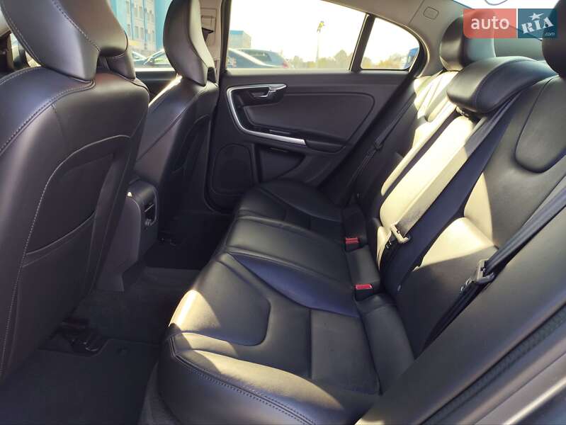 Седан Volvo S60 2017 в Житомирі фото 16 Седан Volvo S60 2017 в Житомирі