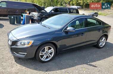 Седан Volvo S60 2015 в Кропивницком