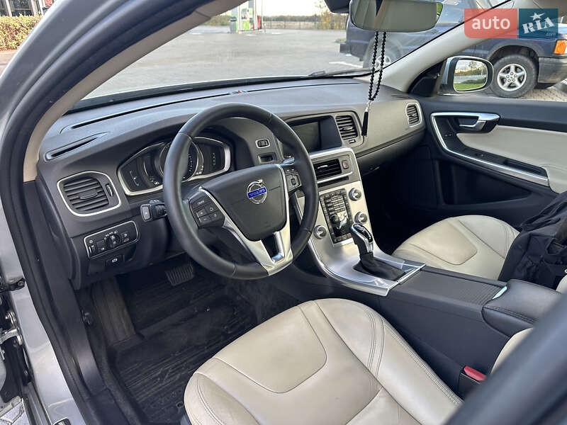 Седан Volvo S60 2017 в Одессе