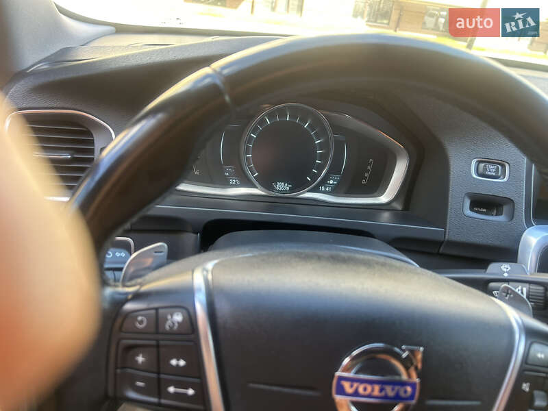 Седан Volvo S60 2013 в Києві фото 24 Седан Volvo S60 2013 в Києві