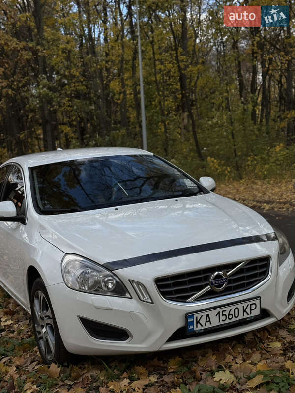 Седан Volvo S60 2013 в Києві фото 37 Седан Volvo S60 2013 в Києві