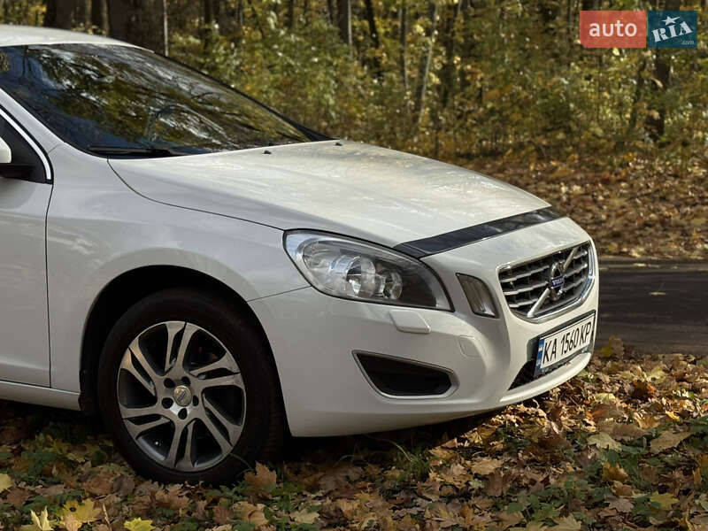 Седан Volvo S60 2013 в Києві фото 36 Седан Volvo S60 2013 в Києві