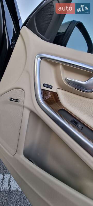 Седан Volvo S60 2012 в Киеве