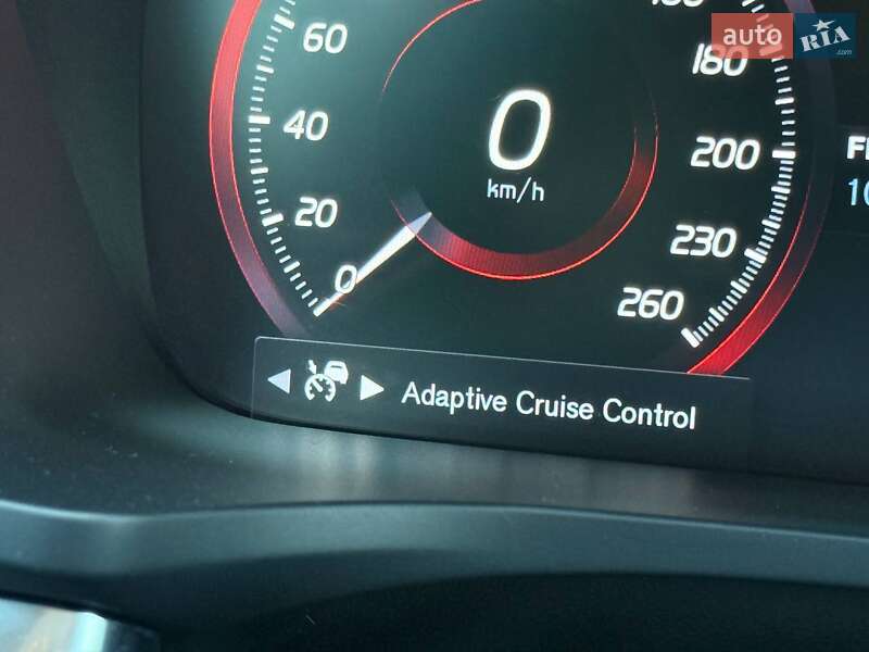 Седан Volvo S60 2019 в Києві