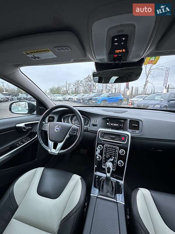 Седан Volvo S60 2015 в Белогородке фото 29 Седан Volvo S60 2015 в Белогородке