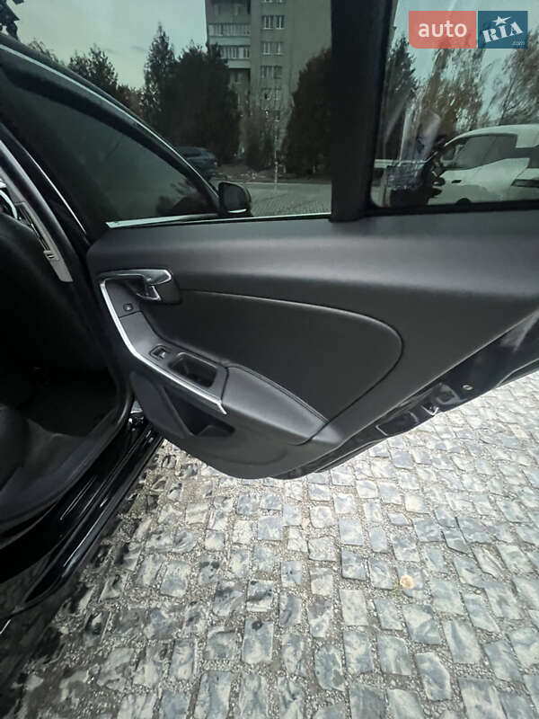 Седан Volvo S60 2014 в Львове фото 12 Седан Volvo S60 2014 в Львове