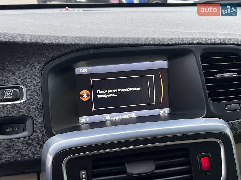 Седан Volvo S60 2014 в Нововолынске