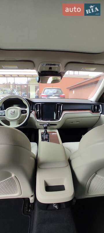 Седан Volvo S60 2019 в Стрию фото 14 Седан Volvo S60 2019 в Стрию