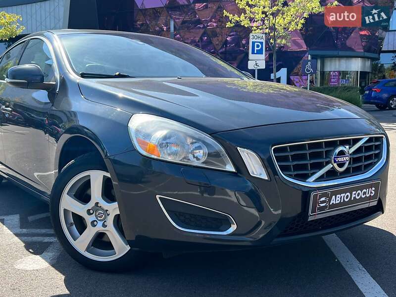 Седан Volvo S60 2013 в Киеве фото 2 Седан Volvo S60 2013 в Киеве