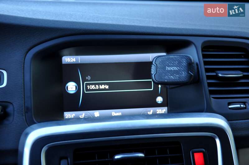 Седан Volvo S60 2012 в Львове