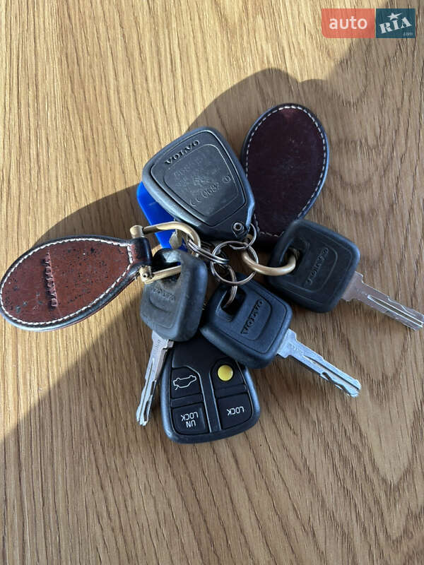 Седан Volvo S60 2003 в Києві