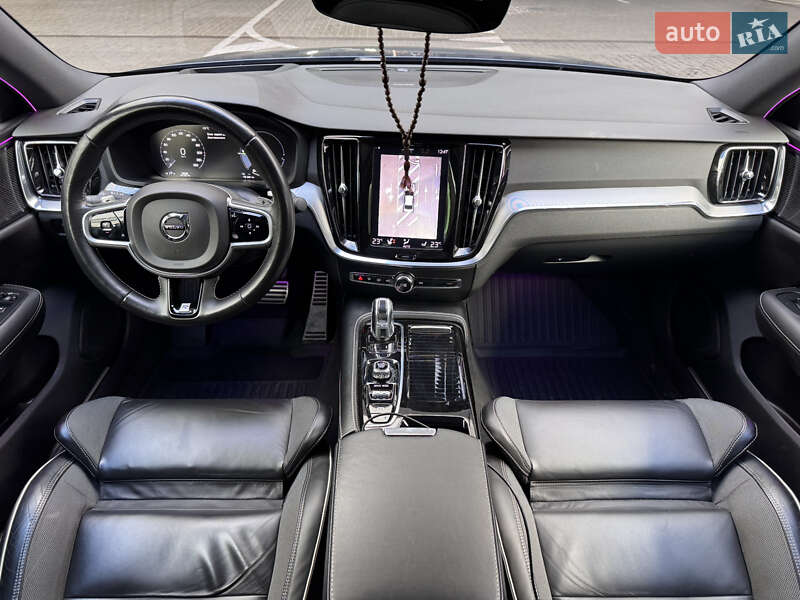 Седан Volvo S60 2019 в Киеве фото 16 Седан Volvo S60 2019 в Киеве