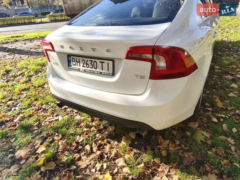 Седан Volvo S60 2011 в Одесі фото 19 Седан Volvo S60 2011 в Одесі