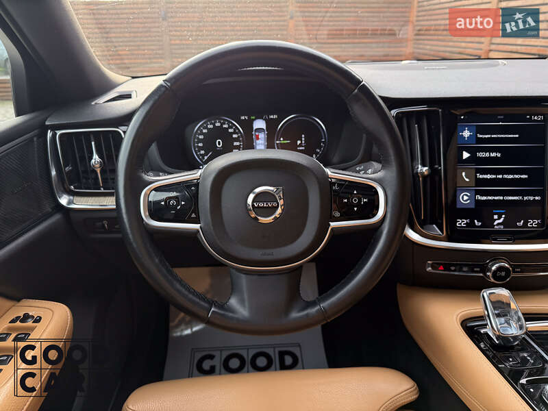 Седан Volvo S60 2020 в Одессе