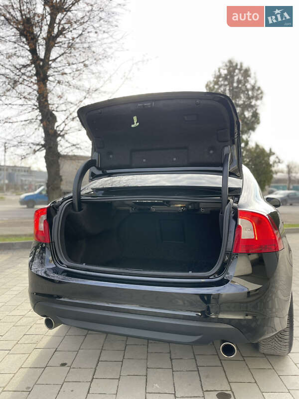 Седан Volvo S60 2012 в Івано-Франківську