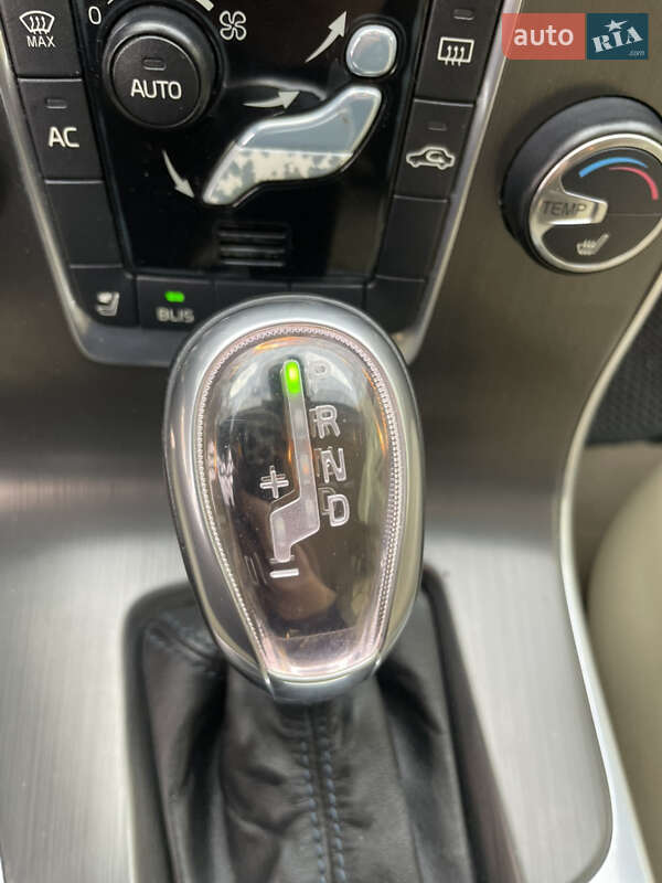 Седан Volvo S60 2012 в Івано-Франківську