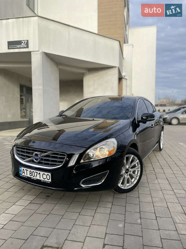 Седан Volvo S60 2012 в Івано-Франківську