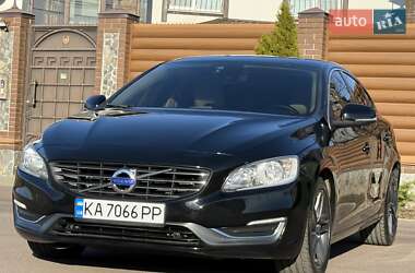 Седан Volvo S60 2015 в Борисполе