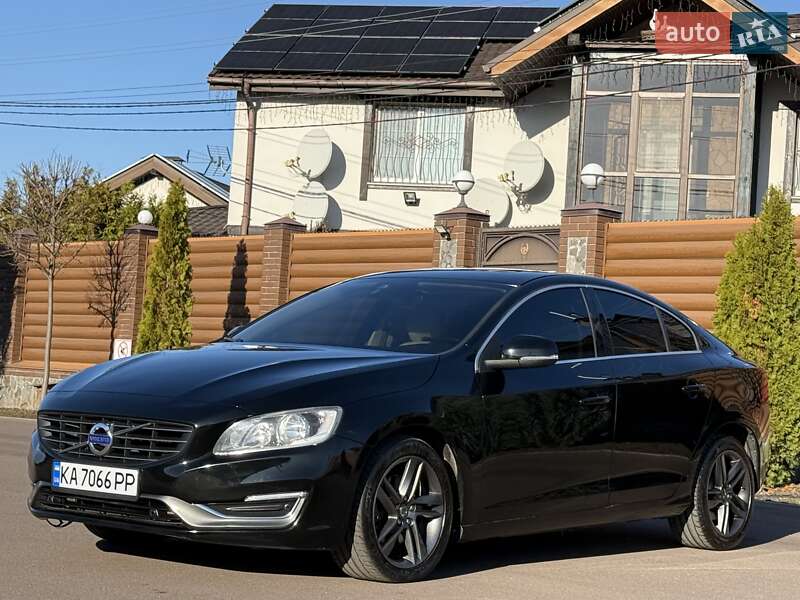 Седан Volvo S60 2015 в Борисполе