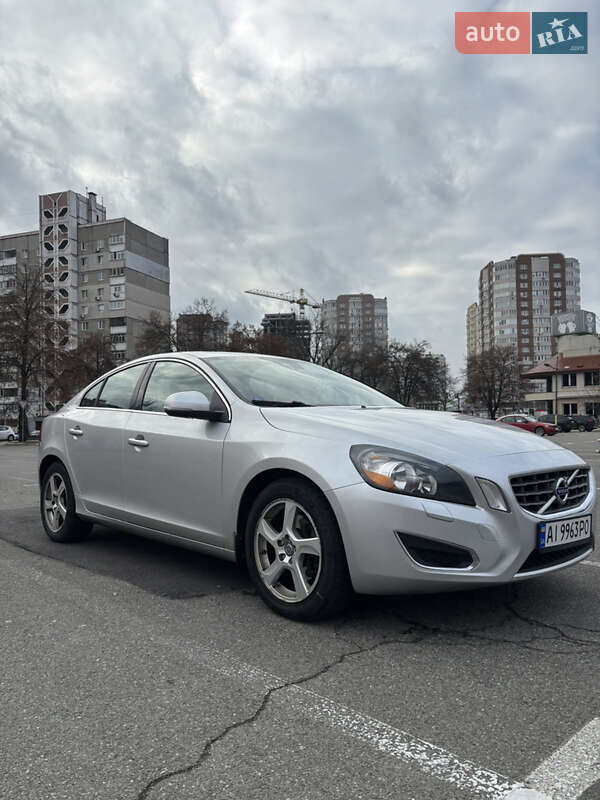 Седан Volvo S60 2011 в Броварах