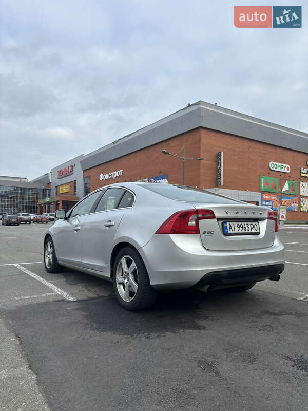 Седан Volvo S60 2011 в Броварах