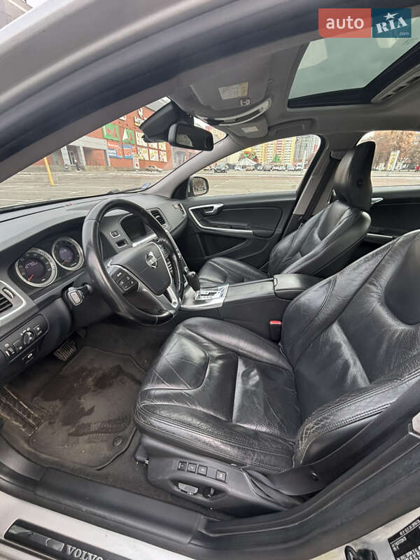 Седан Volvo S60 2011 в Броварах