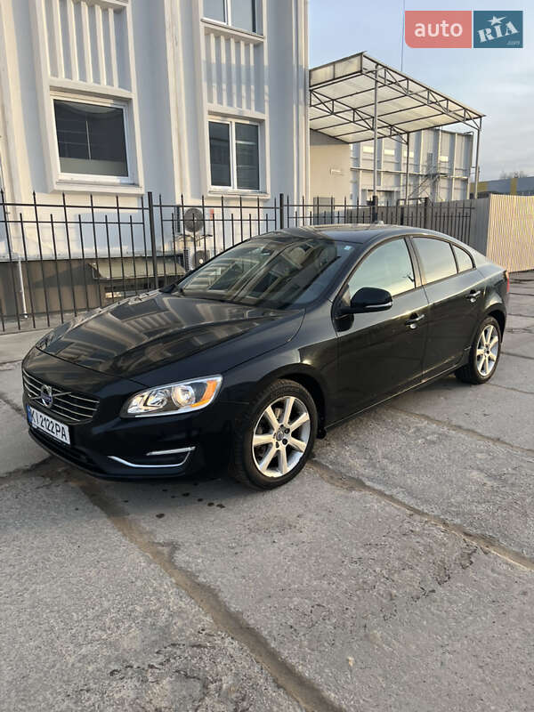 Седан Volvo S60 2016 в Киеве